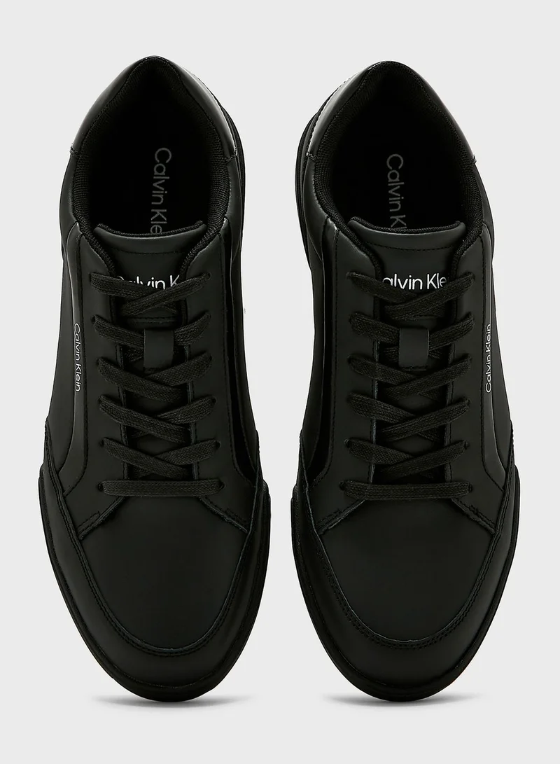 CALVIN KLEIN Low Top Lace Up Sneakers