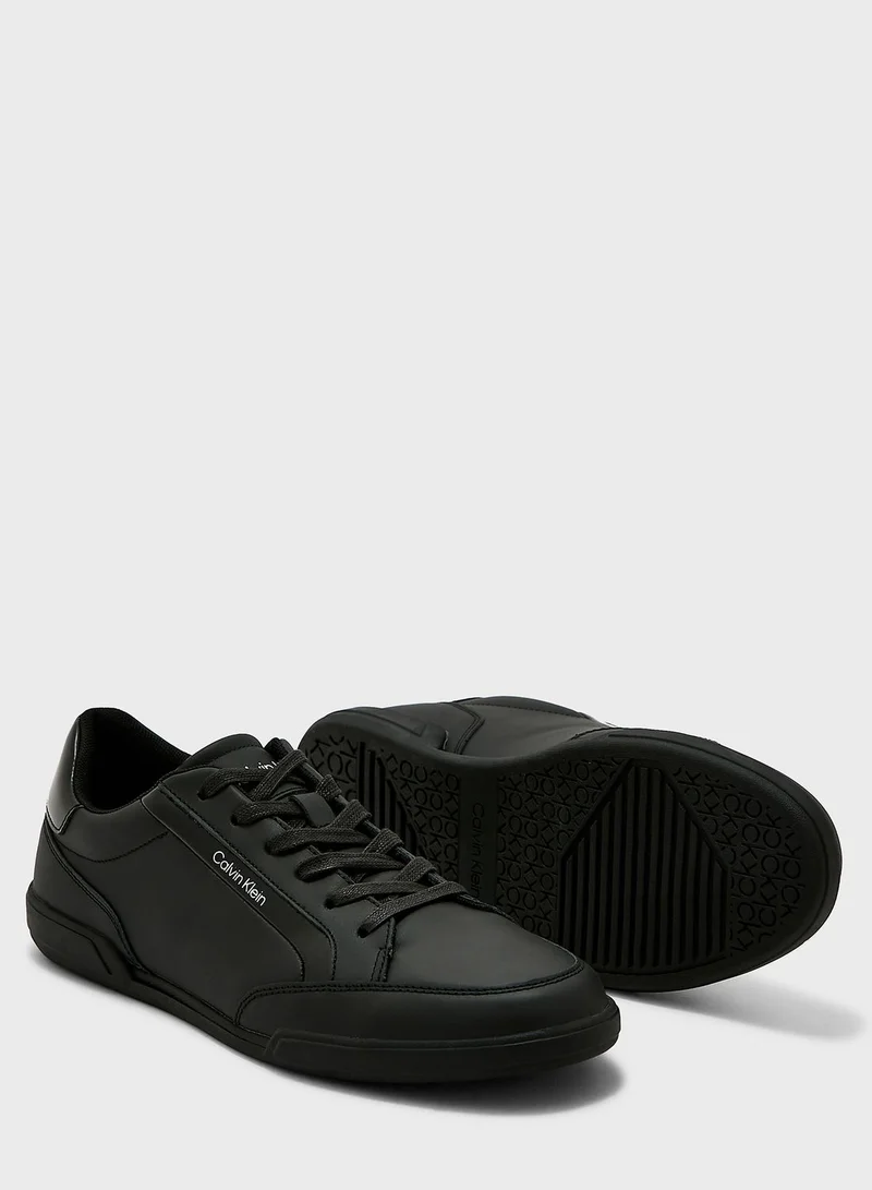 CALVIN KLEIN Low Top Lace Up Sneakers