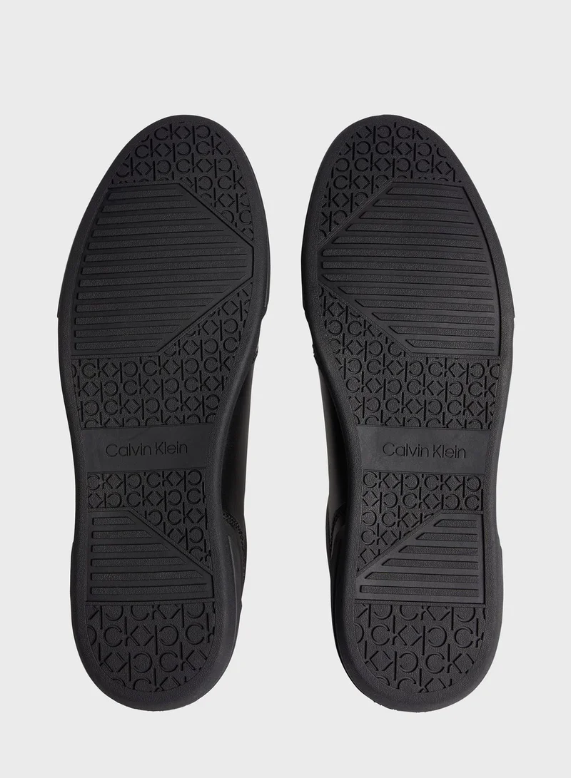 CALVIN KLEIN Low Top Lace Up Sneakers