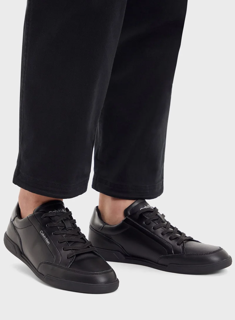 CALVIN KLEIN Low Top Lace Up Sneakers