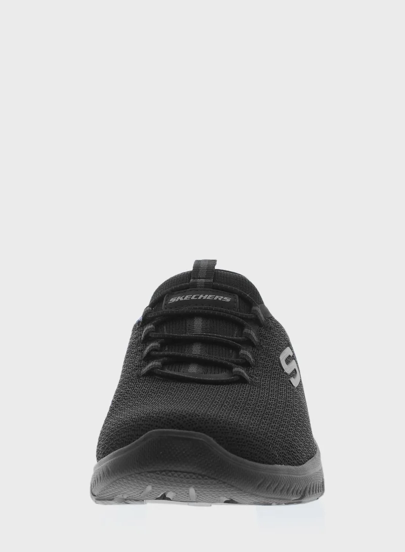 SKECHERS Summits