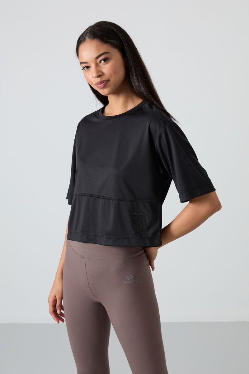 Tommy Life Black Polyester Breathable Textured Thin Flexible Oversize Fit Performance Women's T-Shirt - 97284  - Image 4