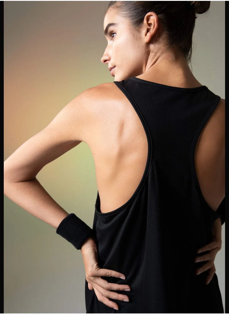 ديفاكتو Woman Crew Neck Knitted Athlete