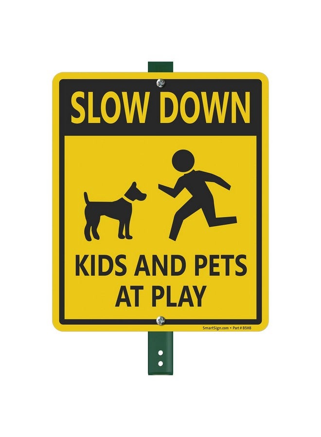 سمارت ساين لافتة LawnBoss® SmartSign "Slow Down - Kids And Pets At Play" | لافتة ألومنيوم مقاس 10 × 12 بوصة مع وتد بطول 3 أقدام  - Image 1