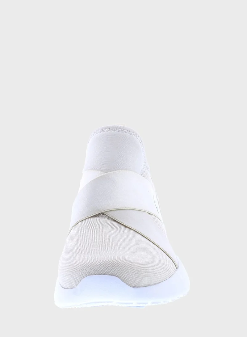 SKECHERS Air Dynamight