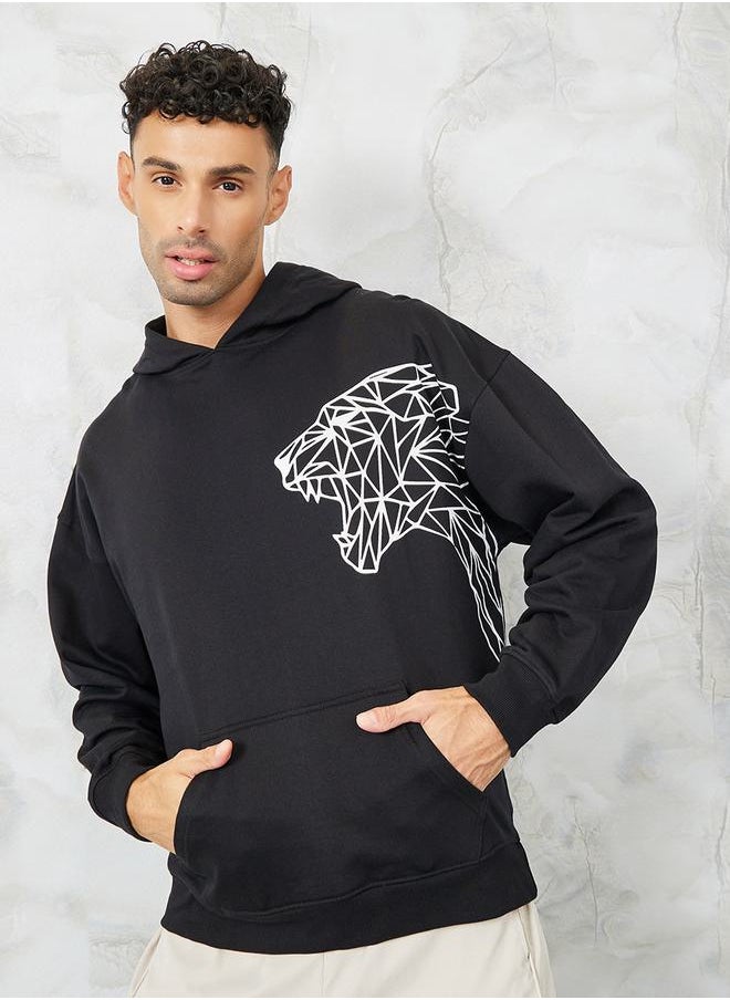 Tiger Placement Print Oversized Fleece Hoodie - pzsku/Z893239DF6058A121882AZ/45/_/1732177298/0209e22a-d455-4366-bc4e-49ad0ab8c426
