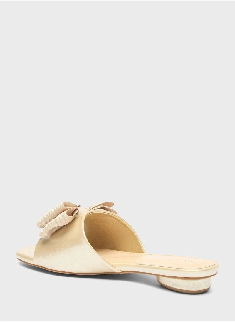 shoexpress One Strap Flat Sandals