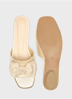 shoexpress One Strap Flat Sandals  - Image 4