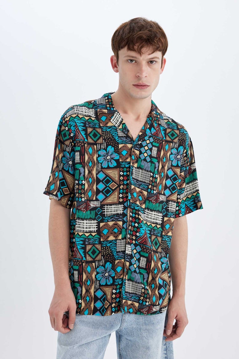 DeFacto Man Regular Fit Printed Viscose Short Sleeve Shirt  - Image 4