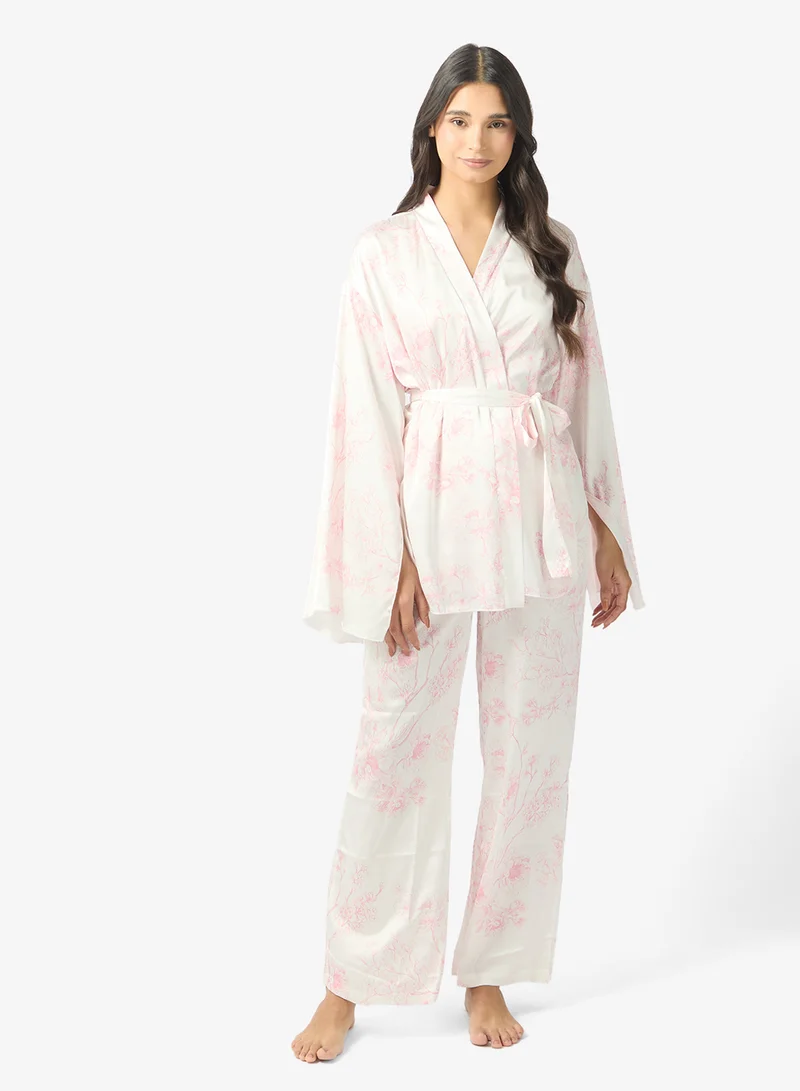 ايلا طقم بيجامة علوي برداء مطبوع