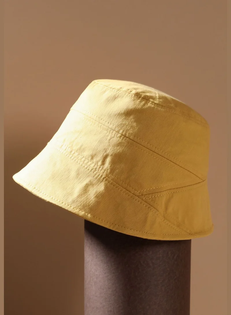 Haute Sauce Casual Solid Blended Fabric Bucket Hat For Women