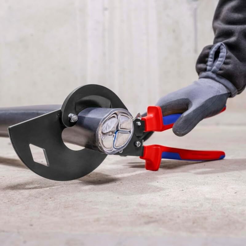 KNIPEX كنيبيكس 95 32 320 قاطع كابلات بمفك براغي ثلاثي المراحل بمقبض متعدد المكونات - 320 مم - Image 4