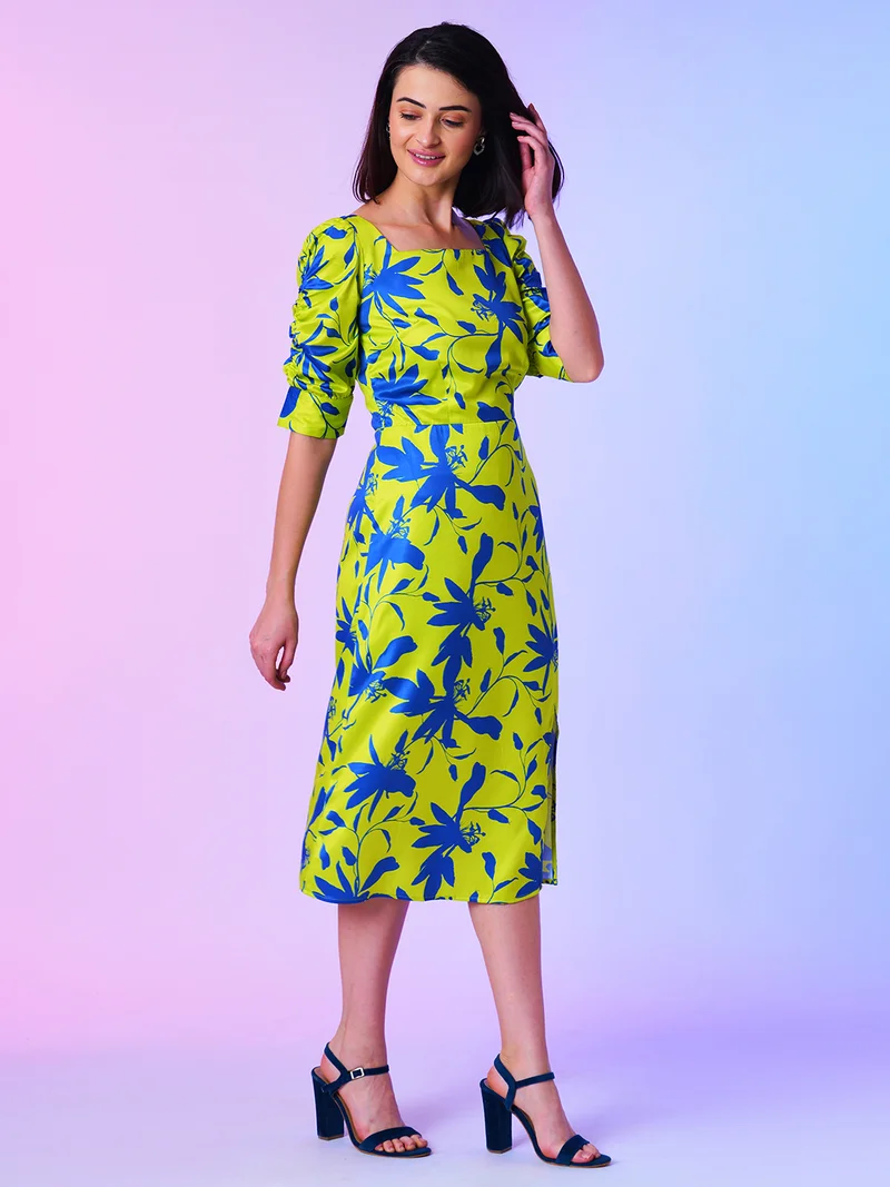 globus Globus Women Green Floral Printed Square Neck Smocked Ruched Sleeves Satin Sheath Midi Dress