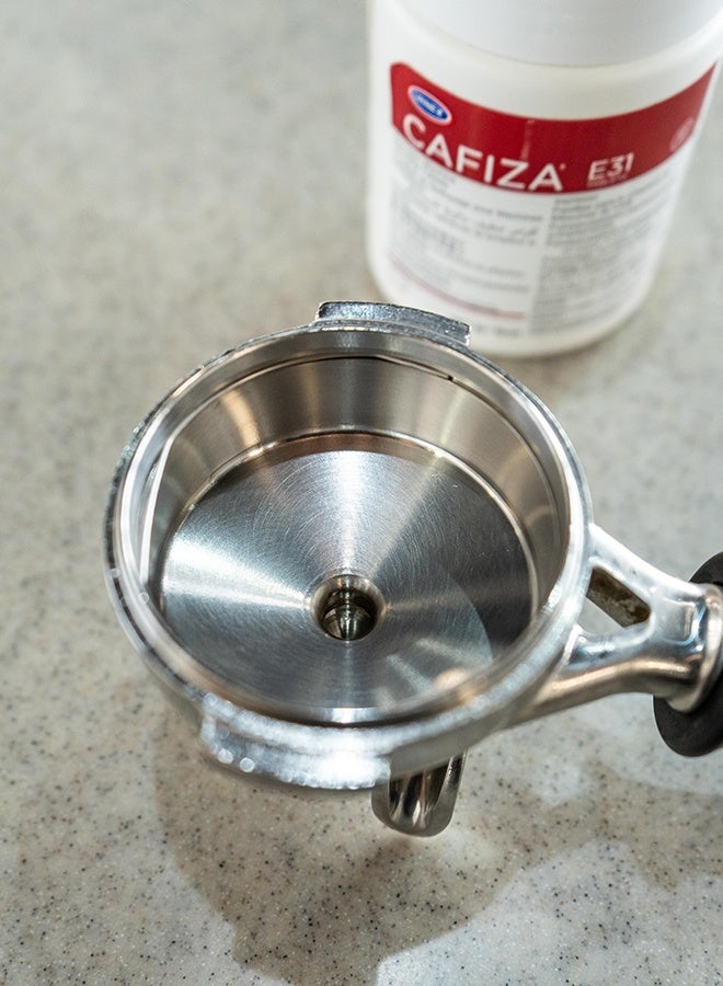 يورنكس أقراص تنظيف ماكينة الإسبريسو الاحترافية من يورنكس كافيزا - ١٠٠ قرص لمعدات القهوة والإسبريسو - Image 5