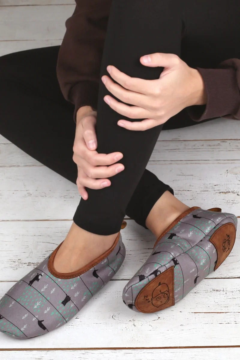 Hamur Dough Winter Non-Slip Leather Sole Home Booties Ptk-Gw Dark Gray Printed