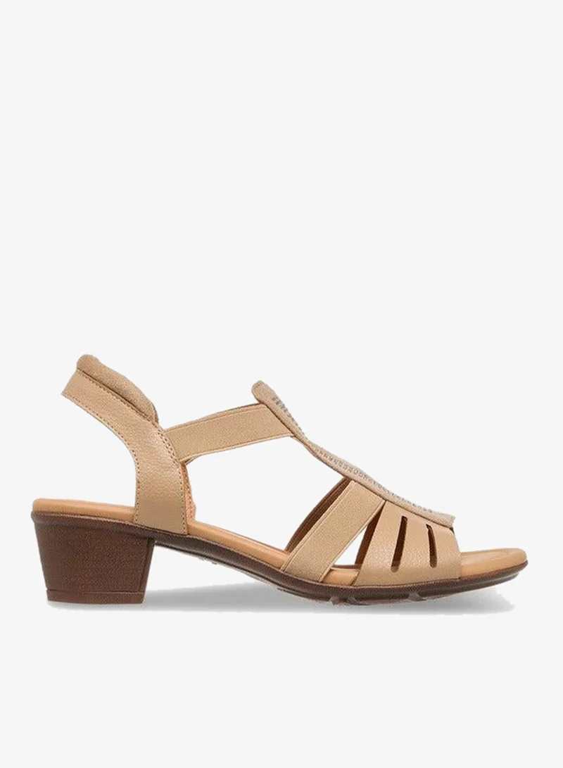 لو كونفورت صنادل مزينة بفتحات وكعب عريض