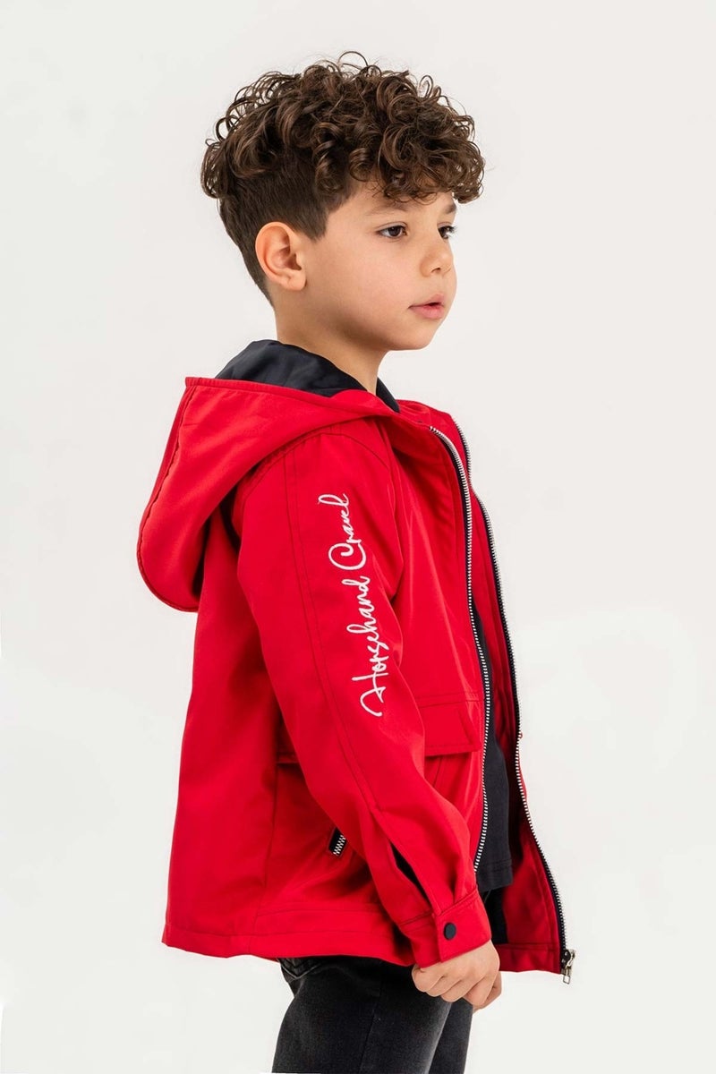 Gold Class Kidswear جاكت فتيان مع غطاء رأس قابل للإغلاق مزود بتطريز ومقاوم للماء  - Image 5