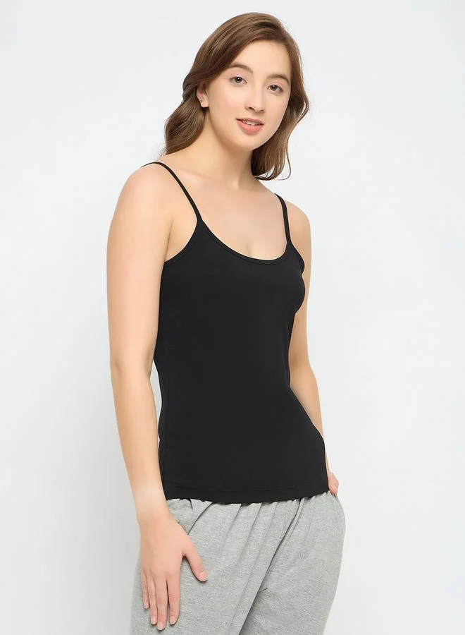 كلوفيا Black Solid Strappy Cami Top