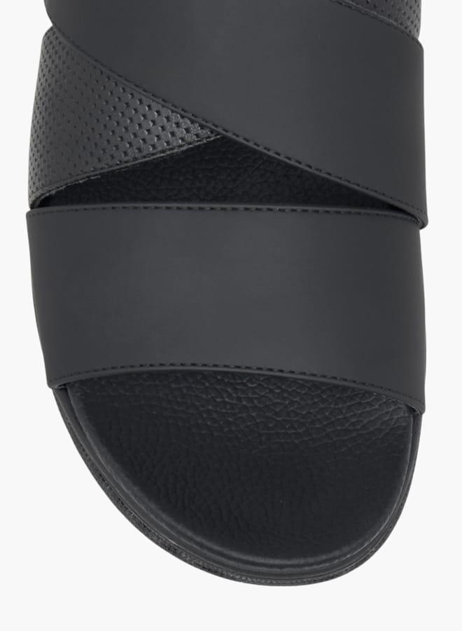 Le Confort Men's Textured Cross Strap Slip-On Sandals  - Image 3