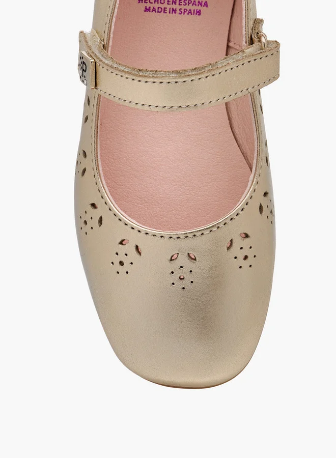 Pablosky Girls' Cut-Out Detail Mary Jane Shoes with Hook and Loop Closure