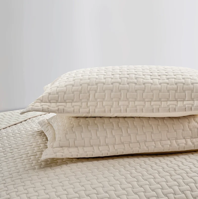 يسكن Dwell-Caylene Bedspread - 3 Pc Set-Bedspread 240 x 220 CM Pillow case 50 x 80 CM-Beige
