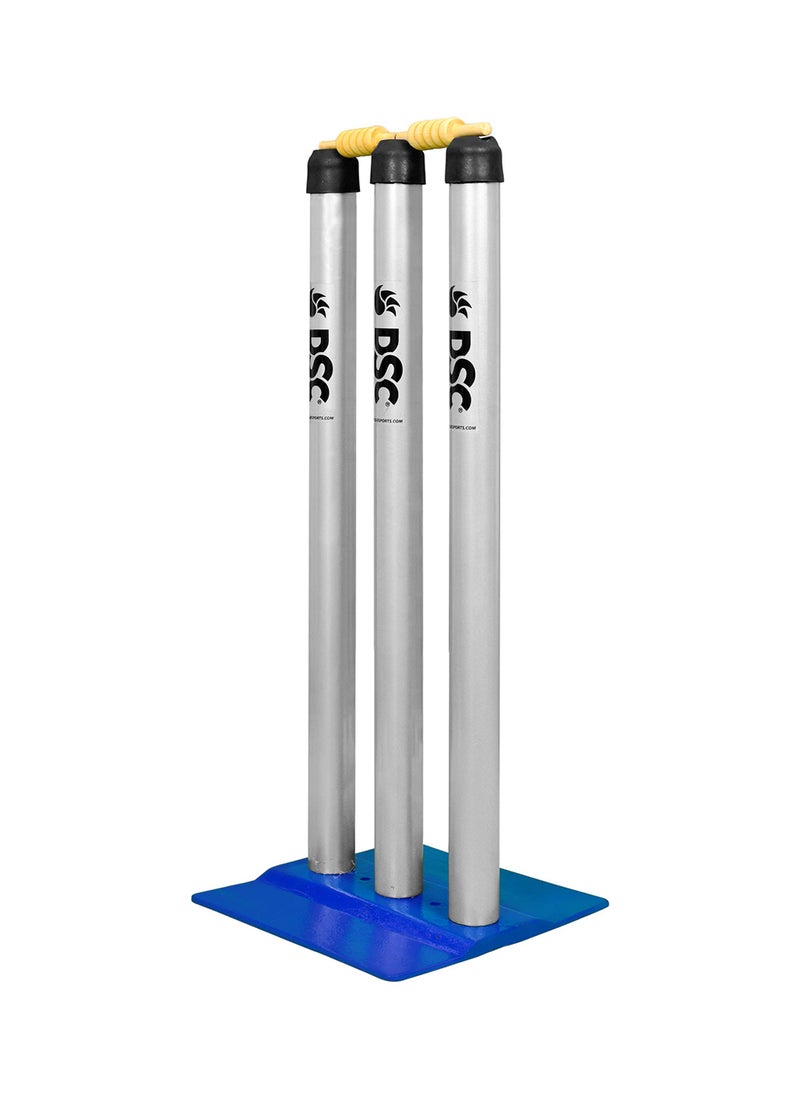 DSC Metal Cricket Stumps Set With 2 Bails | Durable Cricket Stumps | High-Quality Stumps | Professional Stumps  - Image 2