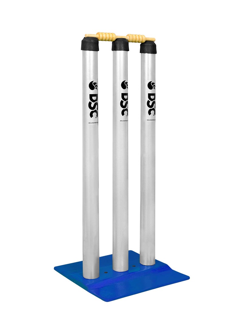 DSC Metal Cricket Stumps Set With 2 Bails | Durable Cricket Stumps | High-Quality Stumps | Professional Stumps  - Image 4