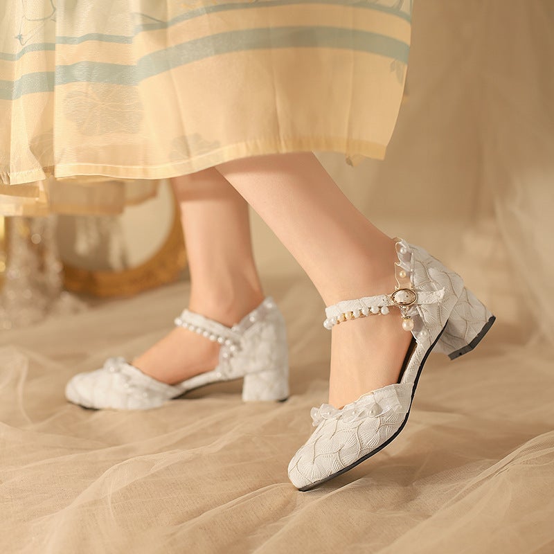2024 Summer Chinese Style Mid-Heel Shoes 33-47 Lace Edge Sweet Pearl Hollow Sandals - Image 3