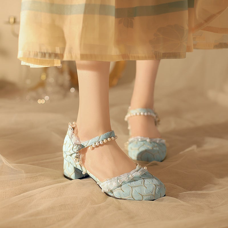 2024 Summer Chinese Style Mid-Heel Shoes 33-47 Lace Edge Sweet Pearl Hollow Sandals - Image 2