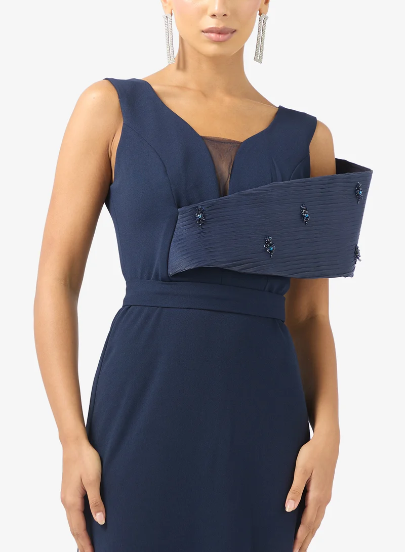 ايرا فستان ماكسي مزين بالكامل