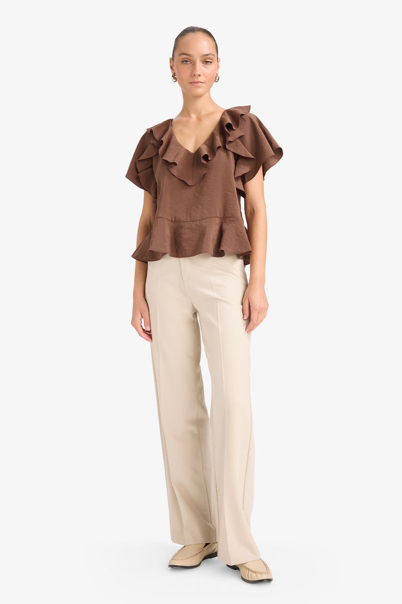 DeFacto Brown Woman Regular Fit V-Neck Short Sleeve Blouse Casual - Image 2