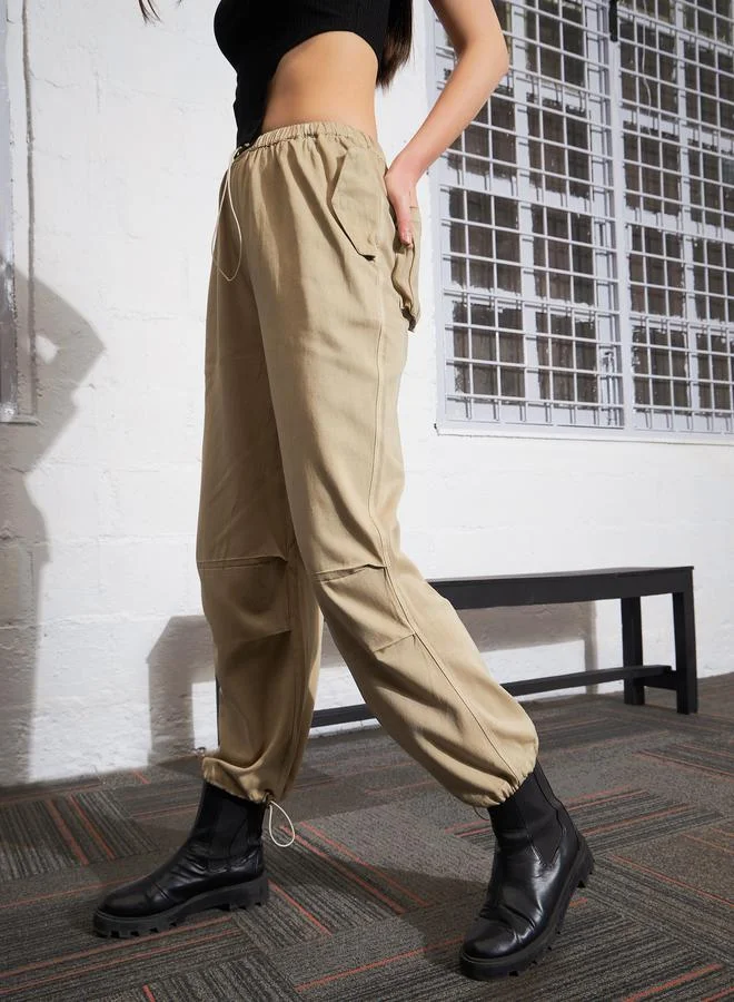 SASSAFRAS Pleated Knee Twill Cargo Jogger by Styli