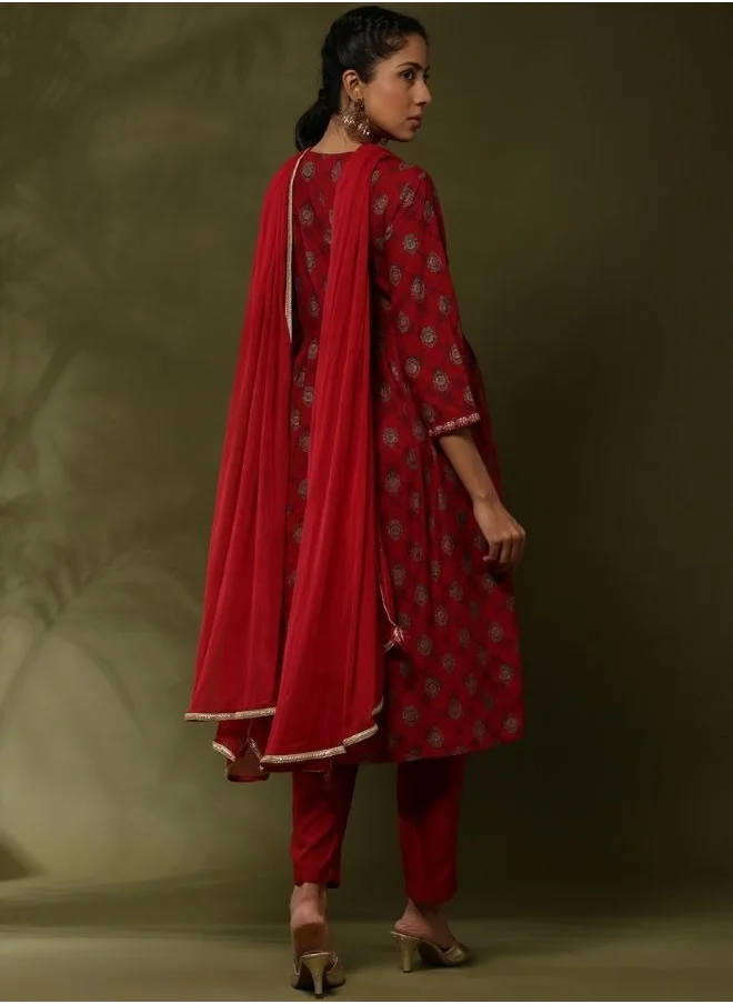 أبهشتي Printed 3pc kurta set with neck embroidery-red