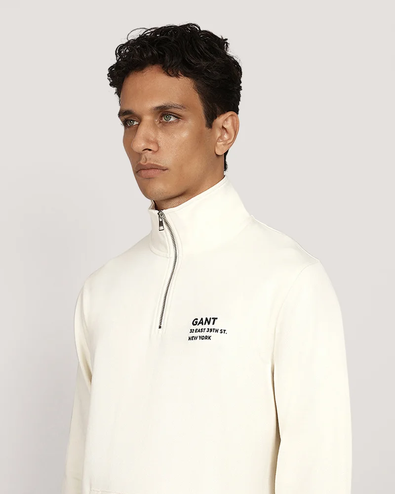 GANT  Small Graphic Half Zip Sweat - White for Men | Best Price UAE