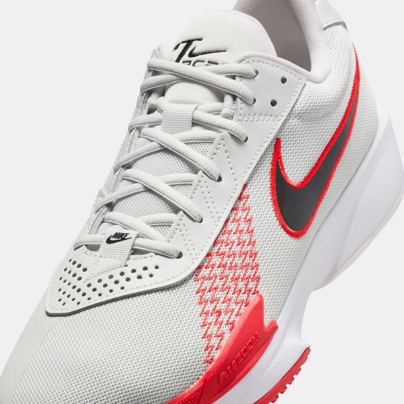 Nike Men's G.T. Cut Academy Basketball Shoes