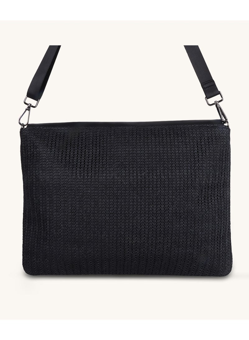 Avake Zenith Raffia Lightweight Sustainable Laptop Sleeve Handle Bag - Image 4