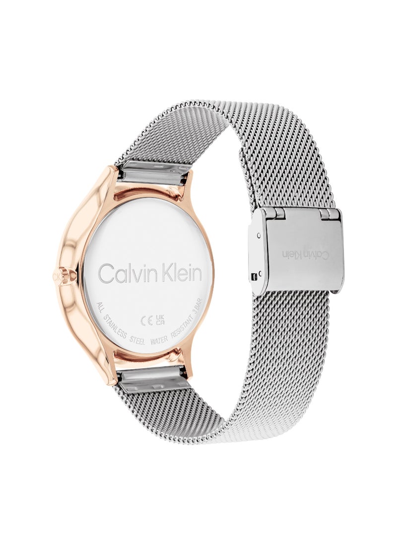 CALVIN KLEIN ساعة نسائية دائرية أنالوج بعلبة فضية بيضاء - 25100006  - Image 3