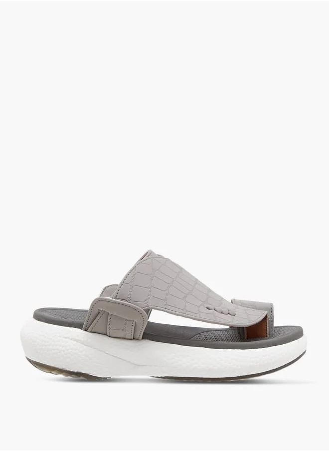 لو كونفورت Boys Textured Arabic Sandal with Toe Detail