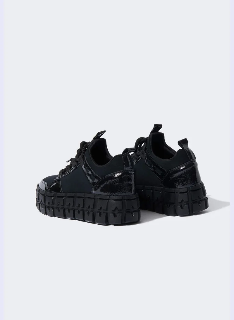ديفاكتو Woman Casual Shoes