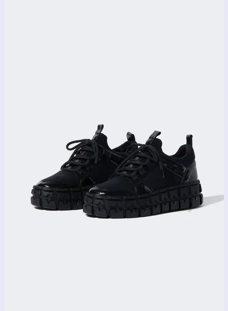 ديفاكتو Woman Casual Shoes