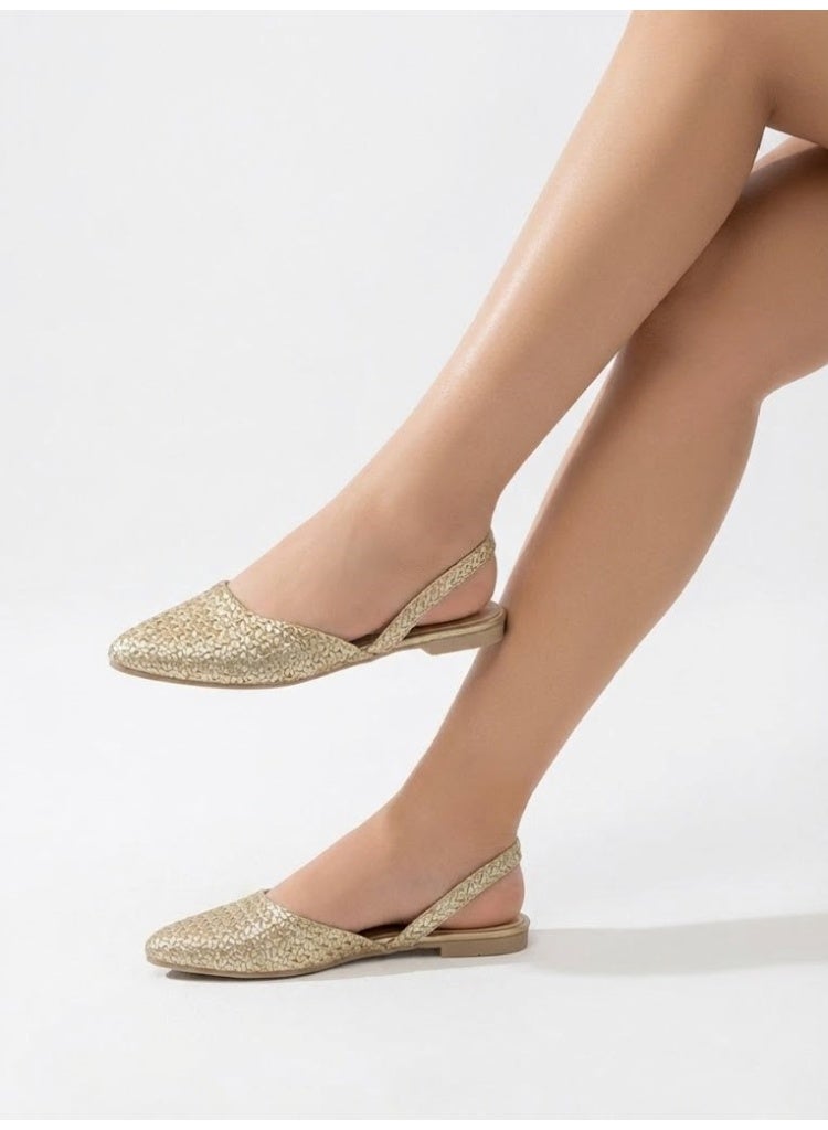 لايف ستيلاش  سابوه فلات جلد انيق BF-801 - ذهبي - Image 1