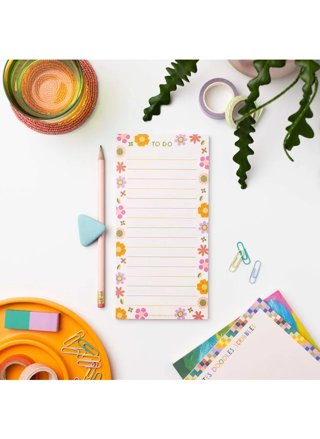 Raspberry Blossom Retro Floral List Pad