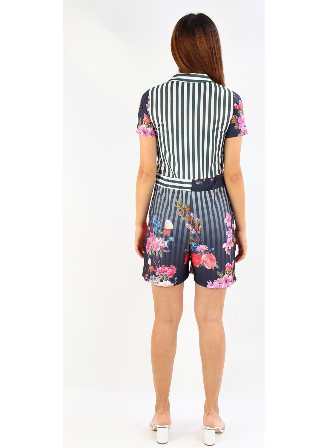 Patterned Shirt Collar Jumpsuit with Shorts (B19-1510)