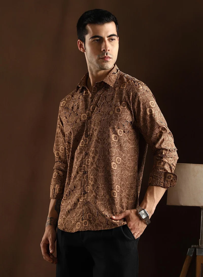 Campus Sutra Campus Sutra Men's Chocolate Brown Electric-Roses Shirt For Casual Wear | Mid-Rise | Regular Fit | Button Closure | Shirt Crafted With Comfort Fit For Everyday Wear
