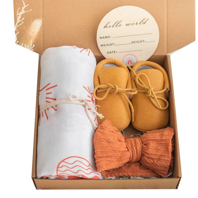 Y&D 4Pcs Newborn Gift Set: Cotton Swaddle Blanket, Baby Shoes, Pacifier Clip, Hairband - Perfect Swaddlers Birth Accessories - Image 4