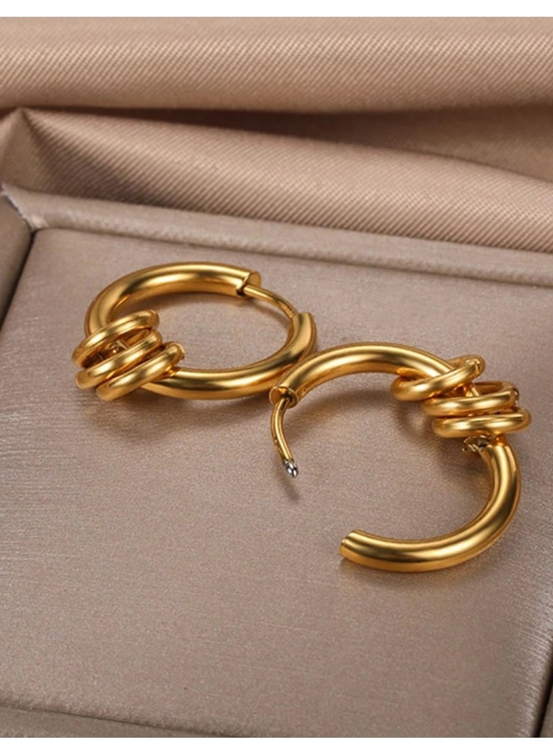 إيكوال حلق اذن نسائي دائري من الاستانلس ستيل أنيق وعالي الجودة باللون الذهبي - Image 3