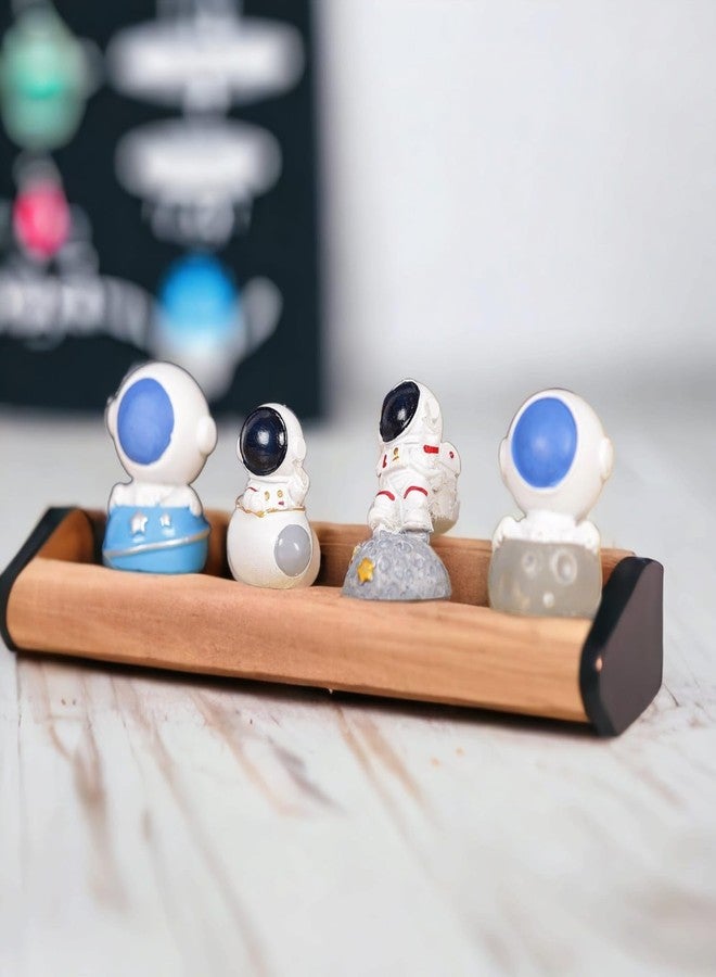 Chocozone Pack of 4 Astronaut Miniature Astronaut Figurine Home Décoration Items Science Learning Toys Action Figures - Image 4