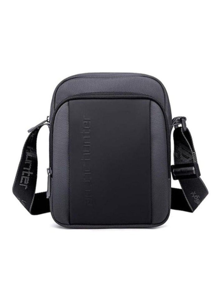 Arctic Hunter Premium Unisex Sling Bag -   Water-Resistant Polyester Crossbody Bag with Anti-Theft Features for Travel and Business, Model K00542 Grey  - Image 2