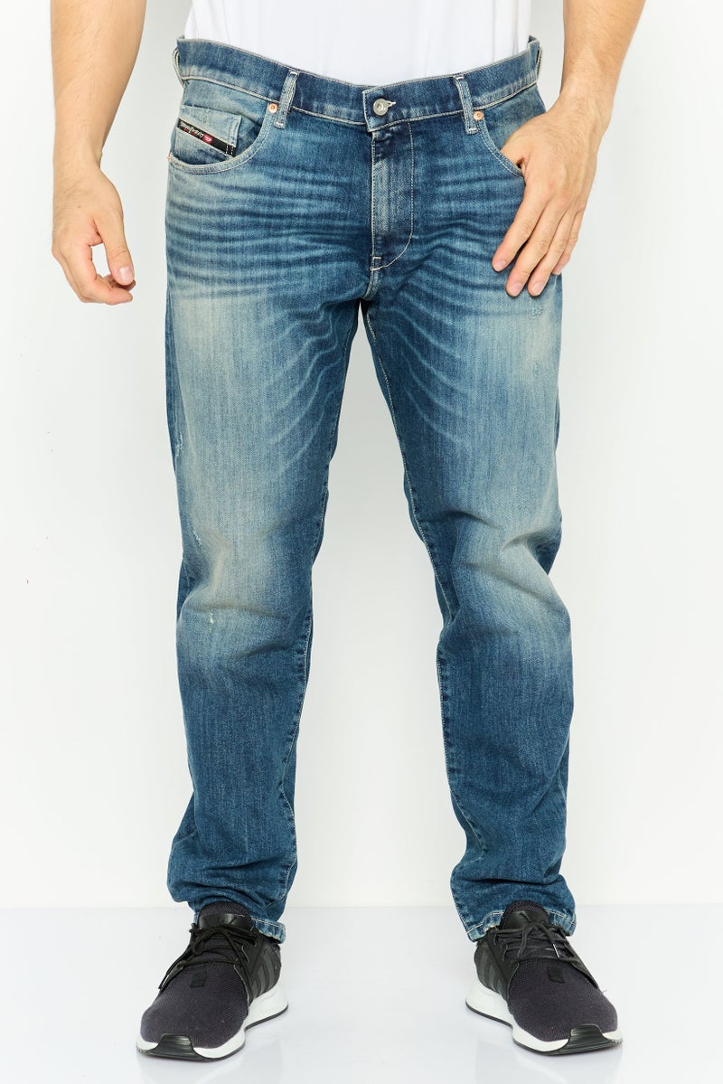 DIESEL جينز دنيم مغسول للرجال بقصة عادية، أزرق - Image 1