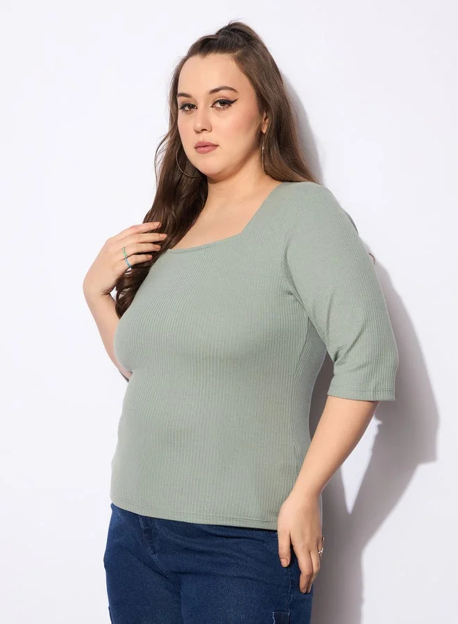 ساسافراس بلوزة مقاس كبير بياقة مربعة مضلعة